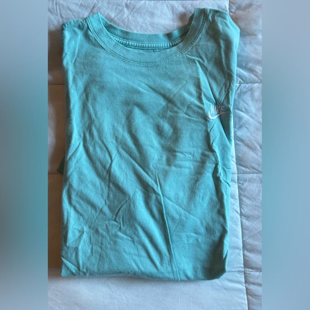 Nike Women's Turquoise Short Sleeve Tee - Picture 5 of 7